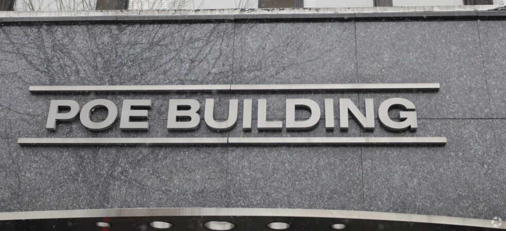 More Photos Of 2426-2442 Grand Concourse, Bronx Office For Lease