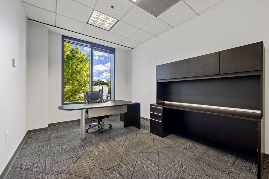 More Photos Of 1420 Peachtree St NE, Atlanta Office For Lease