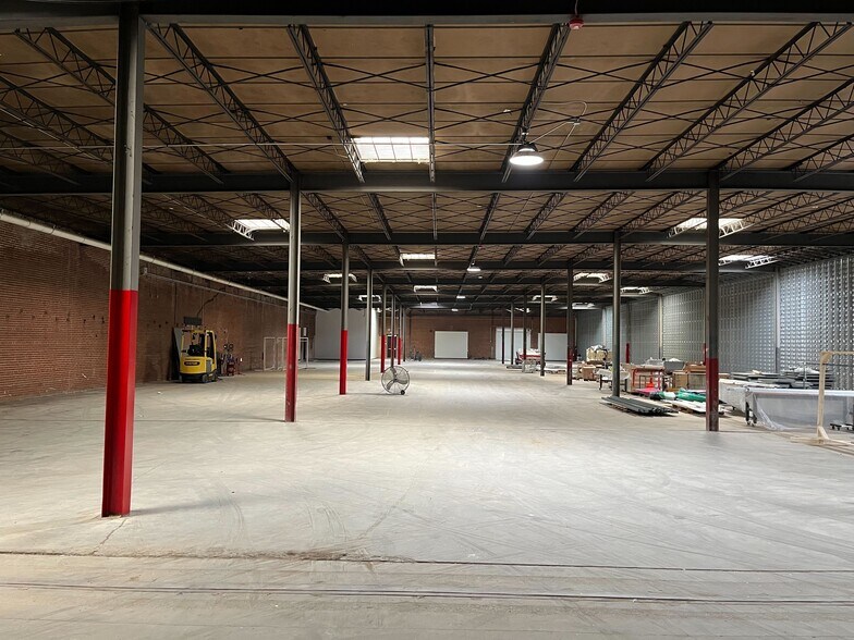 More Photos Of 812 E 12th St, Chattanooga Distribution For Lease