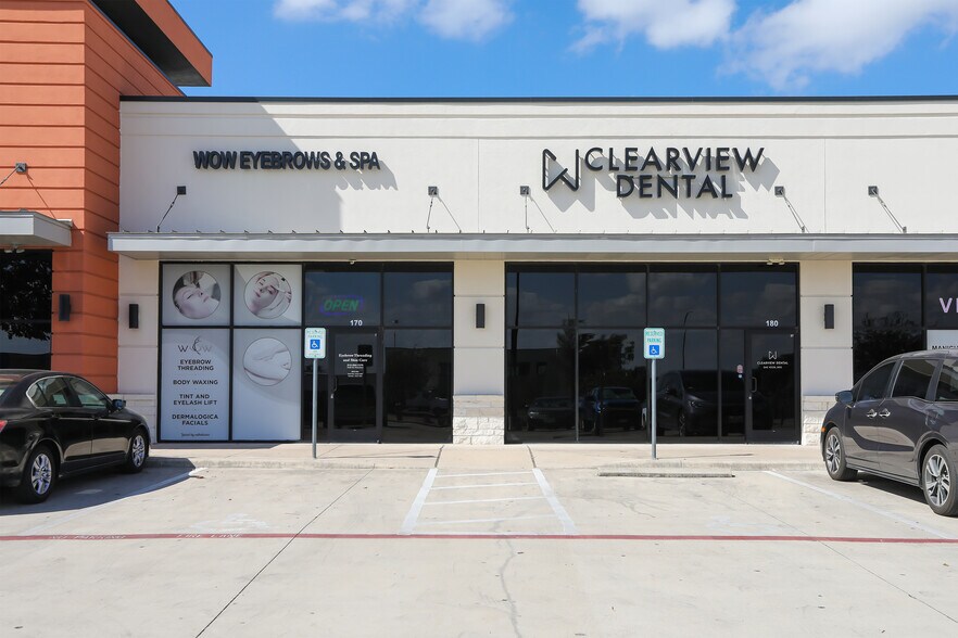 More Photos Of 3200 Greenlawn Blvd, Round Rock Storefront For Lease