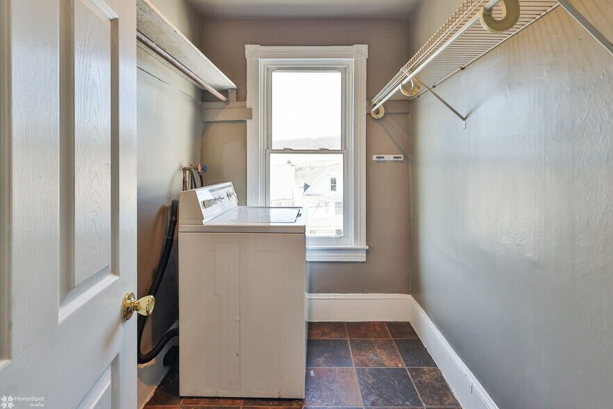 More Photos Of 302 W Abbott St, Lansford Multifamily For Sale