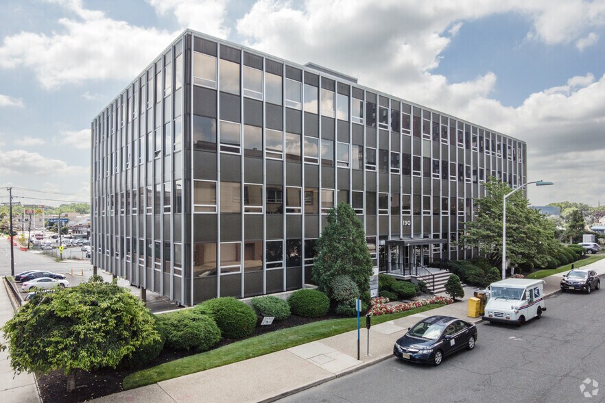 Primary Photo Of 190 Moore St, Hackensack Office For Lease