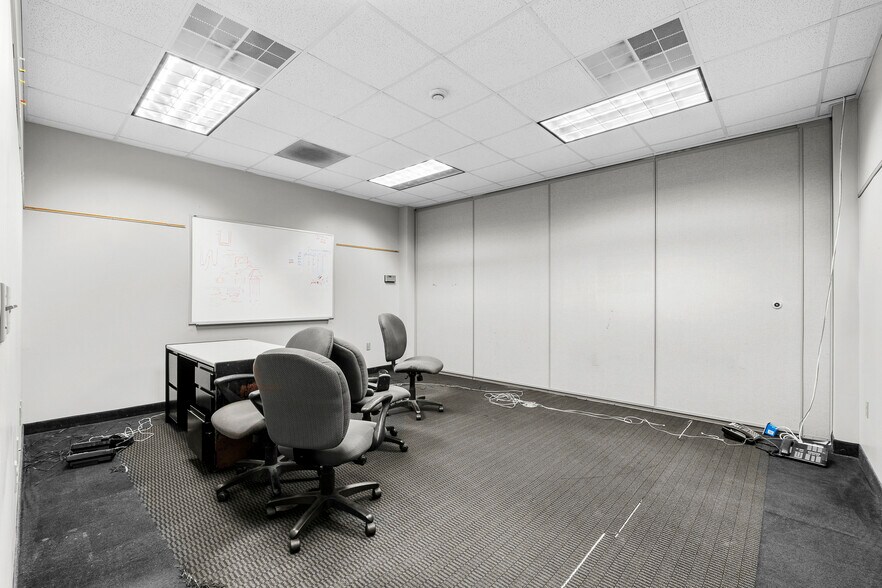 More Photos Of 7200 Highway 150, Greenville Office For Sale