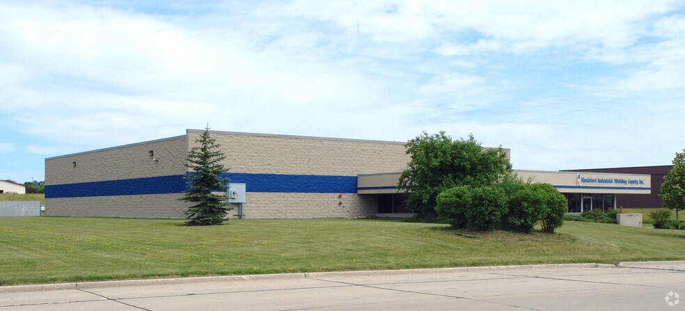 Primary Photo Of 4719 70th Ave, Kenosha Manufacturing For Sale