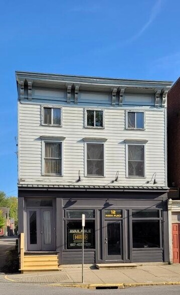More Photos Of 12 Park Pl, Hudson Storefront Retail Residential For Lease