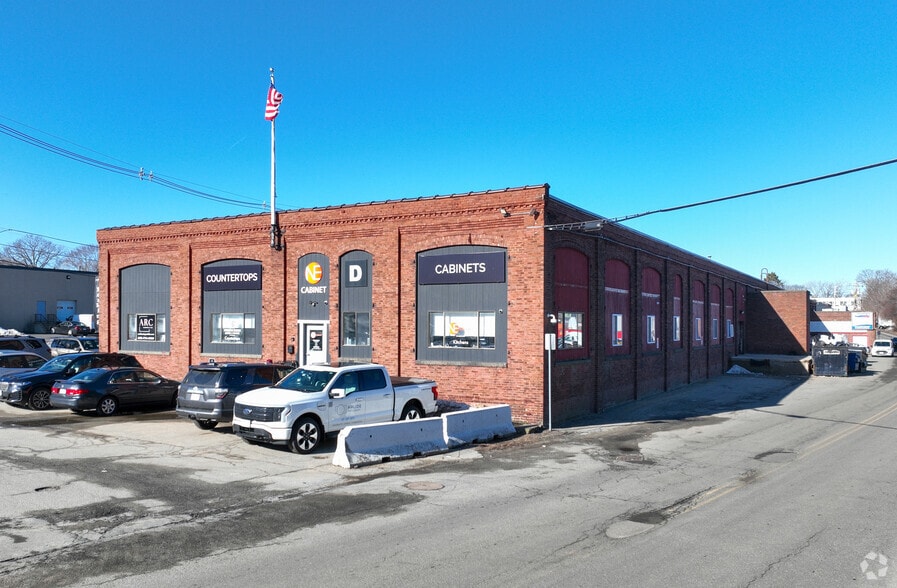 More Photos Of 58 Pulaski St, Peabody Unknown For Lease