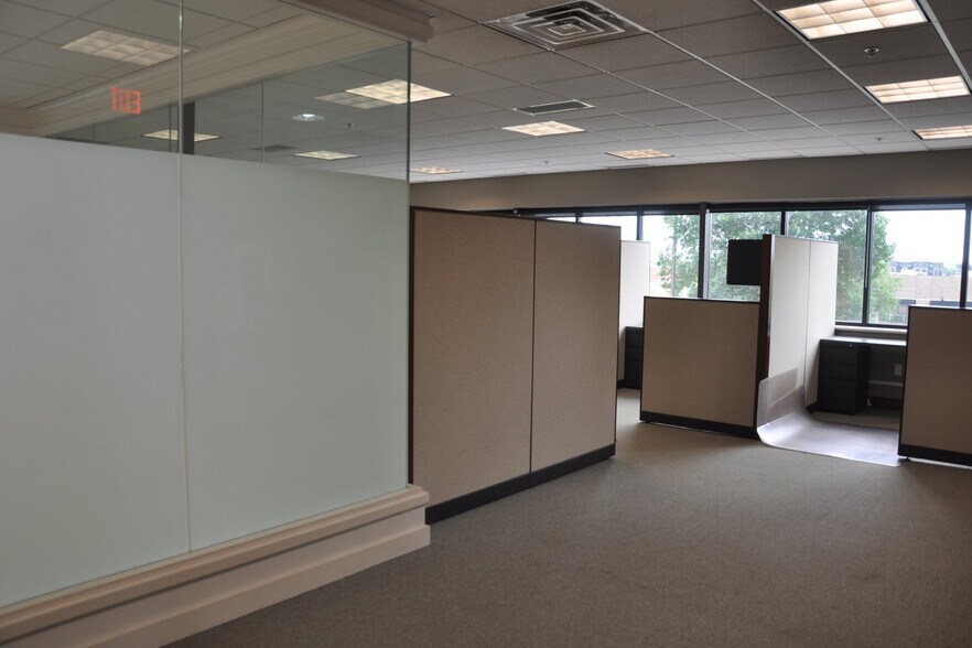 More Photos Of 4134 Deegan Ct, Monticello Office For Lease