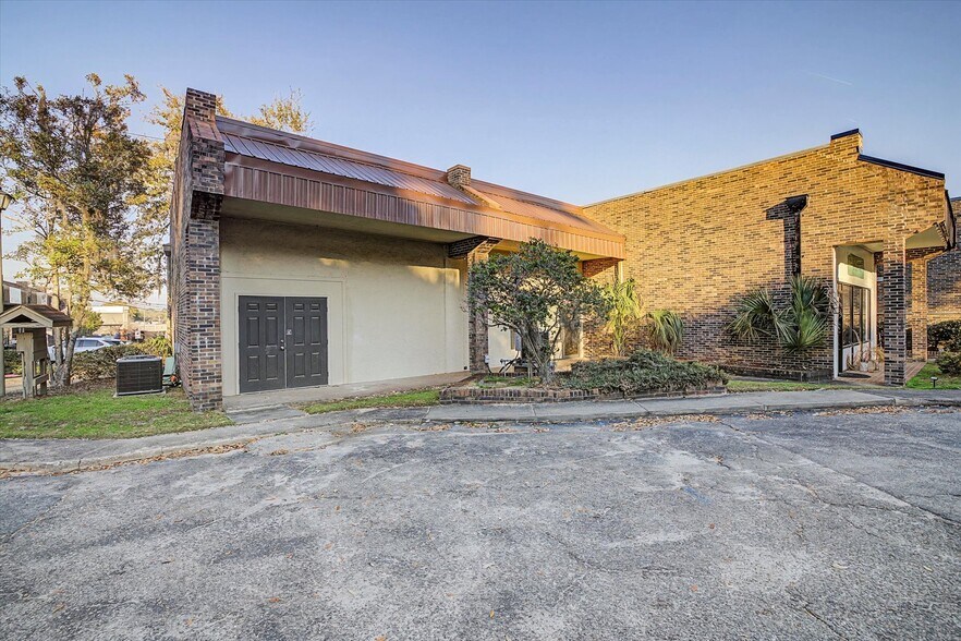 More Photos Of 1740 & 1742 Thomasville Rd., Tallahassee Office For Sale