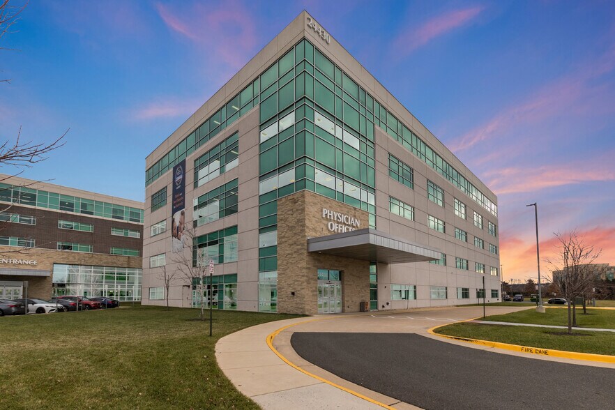 More Photos Of 24430 Stone Springs Blvd, Dulles Medical For Lease