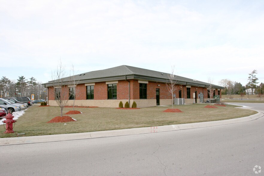 905909 S Taylor Dr, Sheboygan, WI 53081 Office For Lease