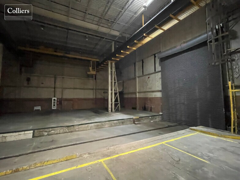 More Photos Of 1315 N 13th St, Rogers Industrial For Sale