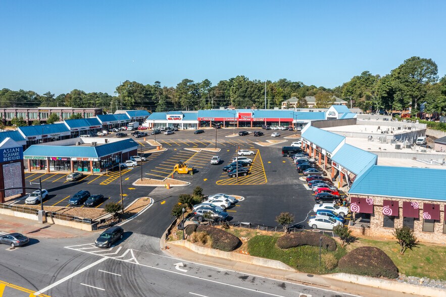 More Photos Of 5145 Buford Hwy NE, Doraville Freestanding For Lease