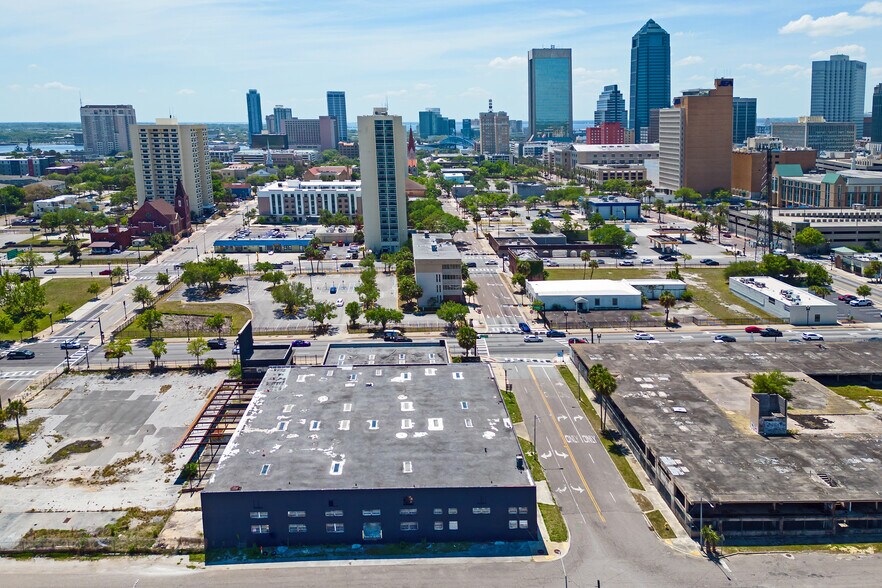 Primary Photo Of 925 N Ocean St, Jacksonville Manufacturing For Lease
