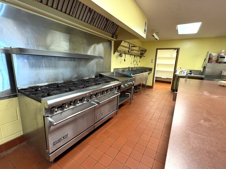 More Photos Of 3715 Bright Star Rd, Douglasville Religious Facility For Sale