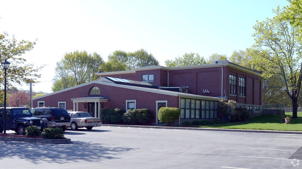 More Photos Of 12 Breakneck Hill Rd, Lincoln Office For Lease