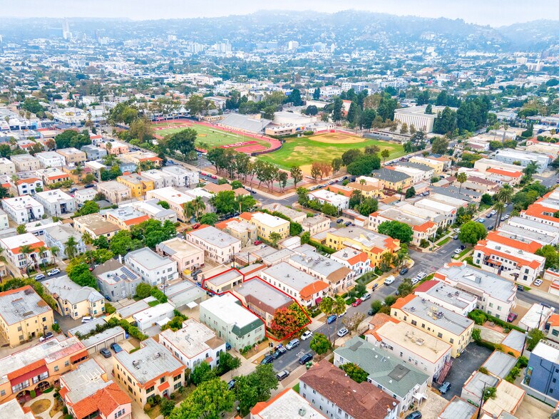 More Photos Of 445 N Spaulding Ave, Los Angeles Apartments For Sale
