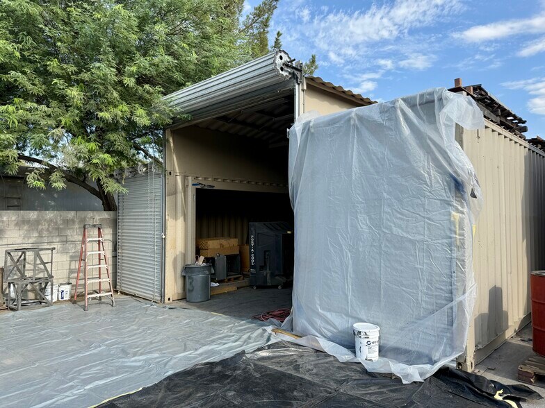 More Photos Of 3865-3885 Rockbottom St, North Las Vegas Manufacturing For Lease