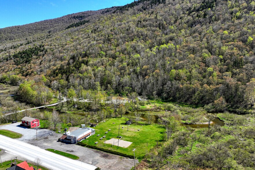 More Photos Of 5501 Route 4, Killington Restaurant For Sale