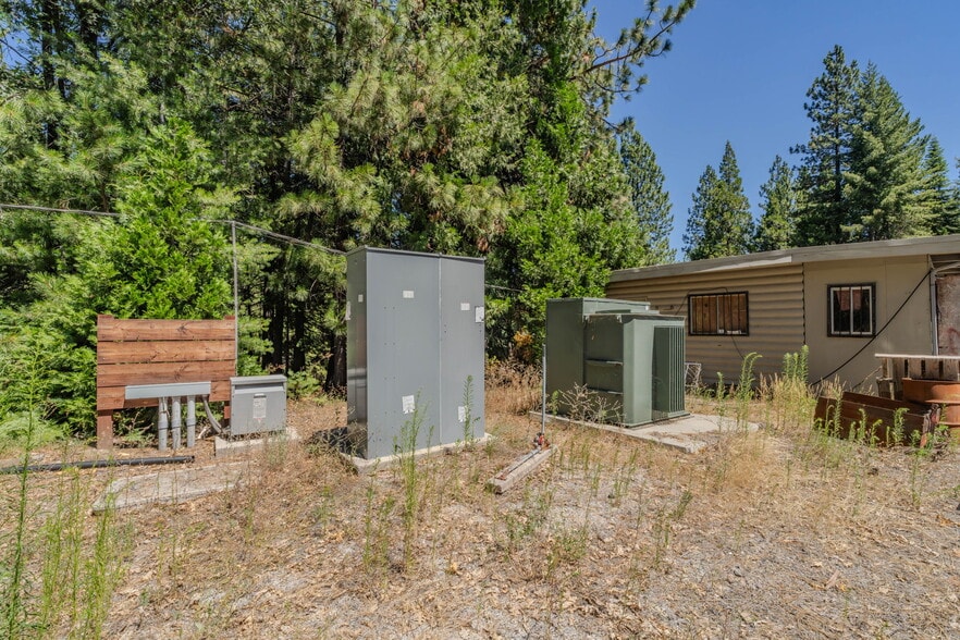 More Photos Of 1495 Linebaugh Rd, Arnold Industrial For Sale