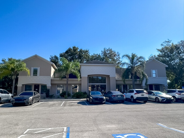 More Photos Of 180 Fitzgerald Rd, Lakeland Office For Sale