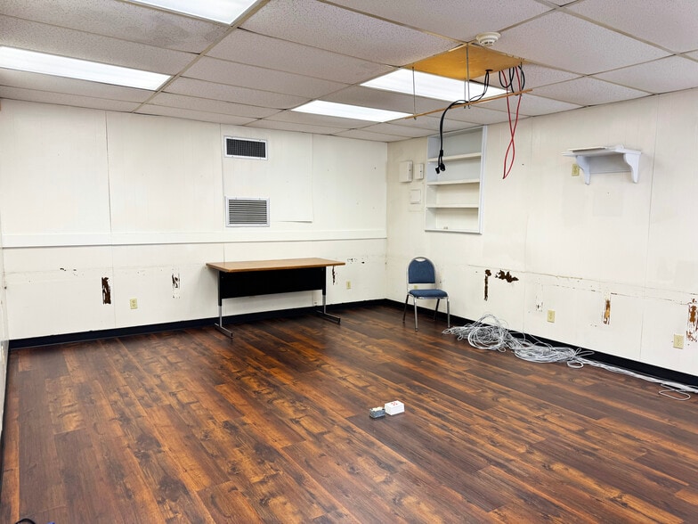 More Photos Of 7400 Eldridge Pky, Houston Schools For Sale