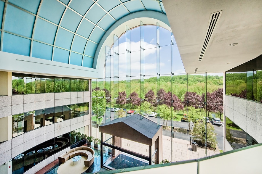 More Photos Of 465 Columbus Ave, Valhalla Medical For Lease