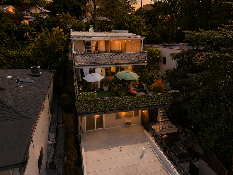 More Photos Of 1217 Westerly Ter, Los Angeles Apartments For Sale