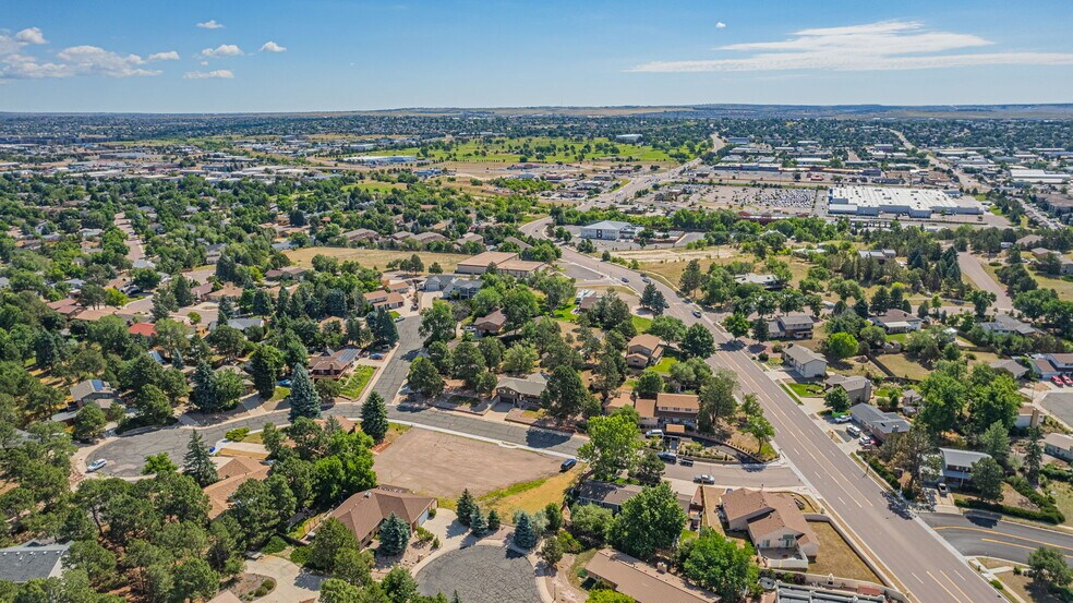 More Photos Of 1628 Babcock Ln, Colorado Springs Specialty For Sale