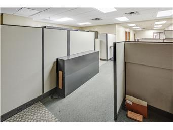 More Photos Of 27 7th Ave N, Saint Cloud Storefront Retail Office For Lease