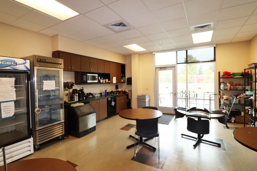 More Photos Of 400 International Way, Springfield Office For Sale