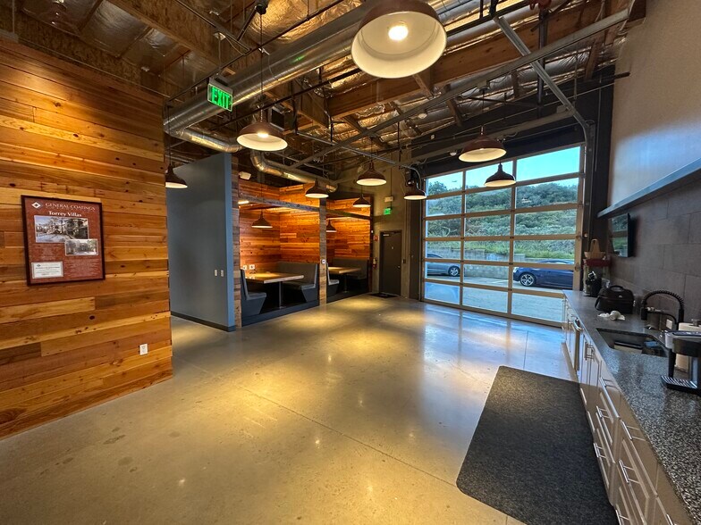 More Photos Of 1835 Aston Ave, Carlsbad Research And Development For Lease