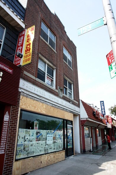 More Photos Of 152-24 Northern Blvd, Flushing Storefront Retail Residential For Sale