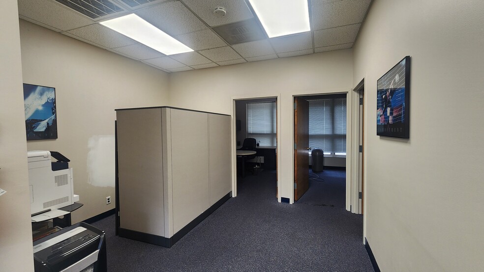 More Photos Of 17 Hanover Rd, Florham Park Medical For Sale