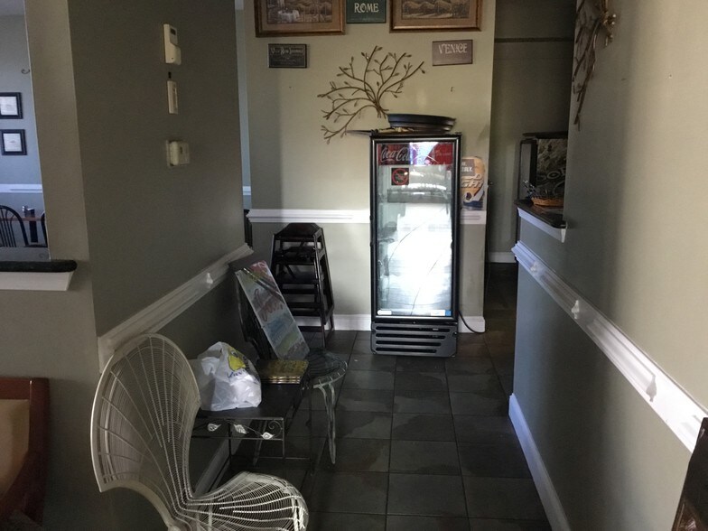 More Photos Of 11139 Marsh Rd, Bealeton Restaurant For Sale