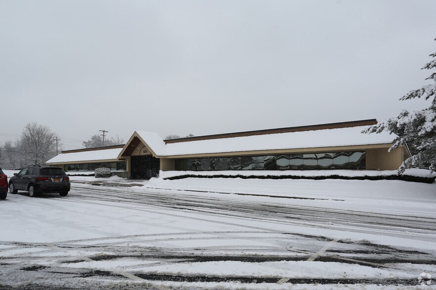 More Photos Of 101 Old Cove Rd, Liverpool Office For Lease