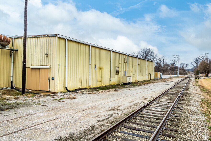 More Photos Of 160 Rosedale St, Jackson Manufacturing For Lease