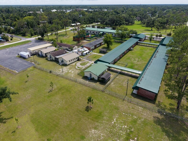 More Photos Of 502 N Center St, Perry Schools For Sale