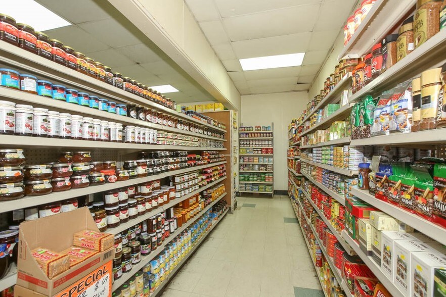 More Photos Of 1801 W Whittier Blvd, Montebello Storefront Retail Office For Lease