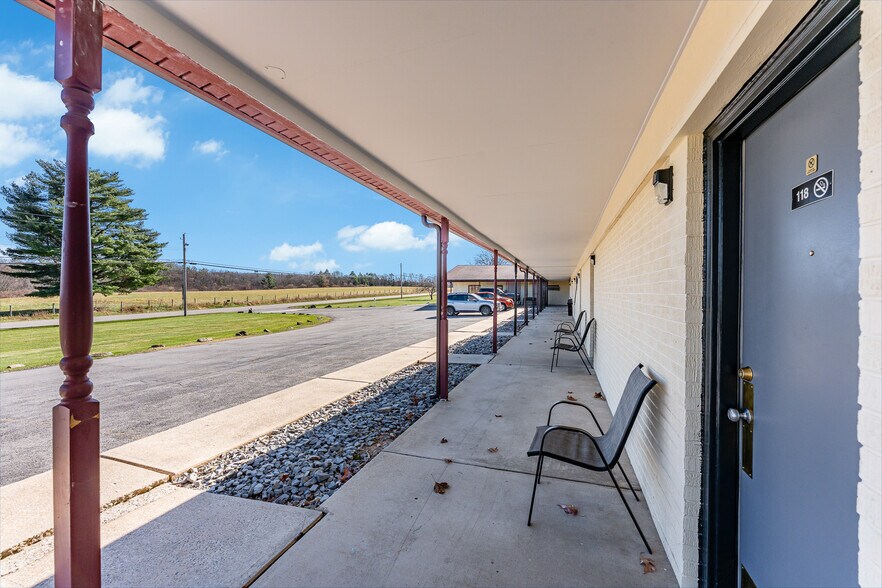 More Photos Of 21507 Seneca Trl, Marlinton Hotel For Sale