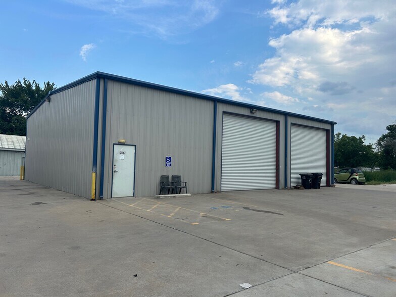 More Photos Of 12017 Carlsbad St, Houston Unknown For Lease