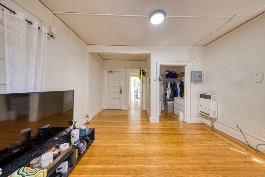 More Photos Of 2411 Durant Ave, Berkeley Apartments For Sale