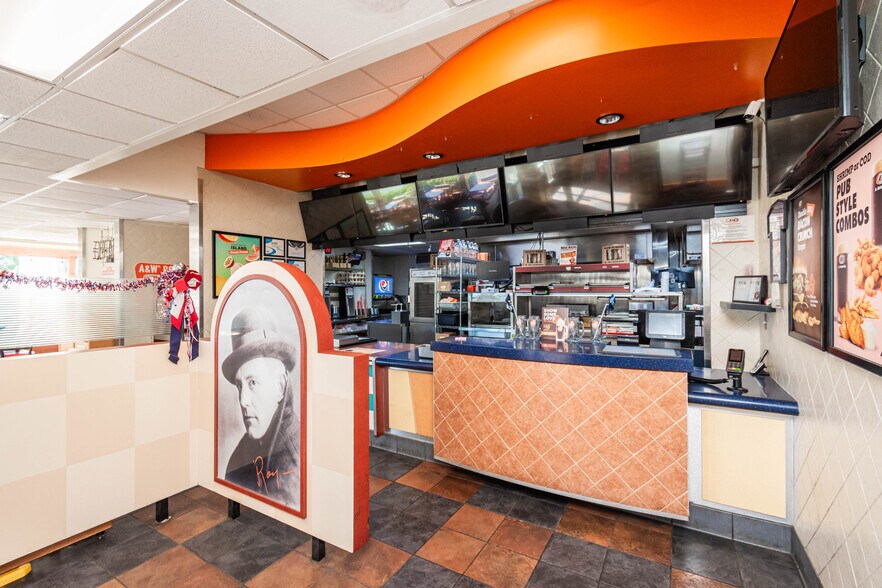 More Photos Of 501 Main St, Saint Helena Fast Food For Sale