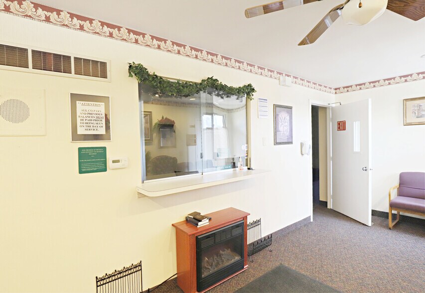 More Photos Of 1134 S Linden Rd, Flint Medical For Sale