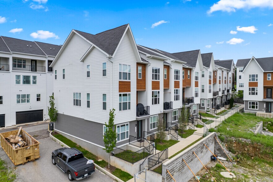 More Photos Of 515 W Trinity Ln, Nashville Land For Sale