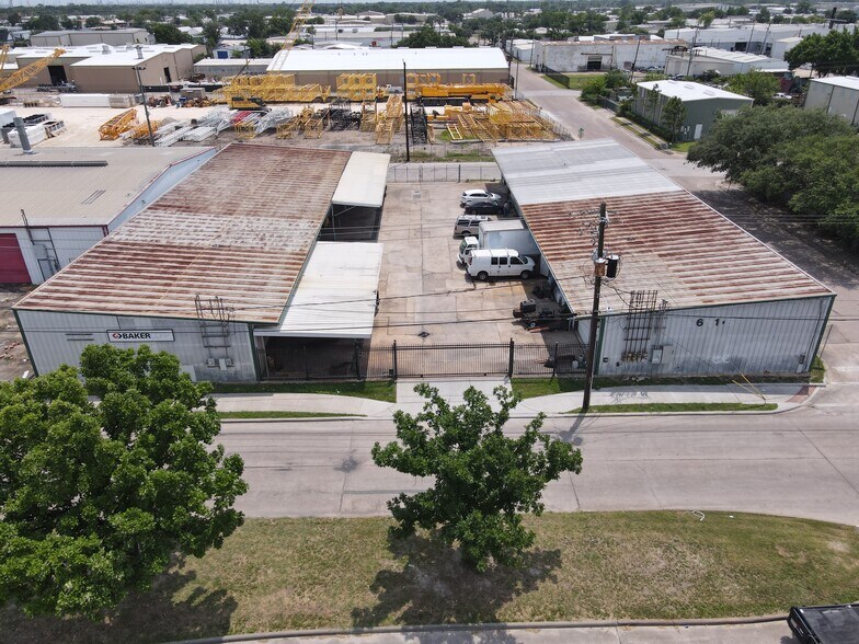 More Photos Of 5641 Wayside Dr, Houston Manufacturing For Sale