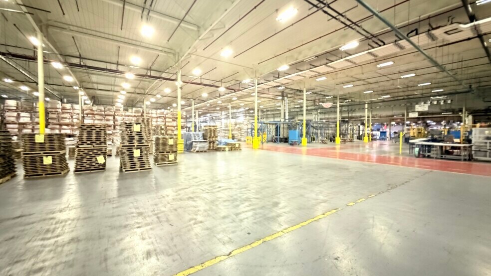 More Photos Of 705 N Fayette St, Fayette Industrial For Sale