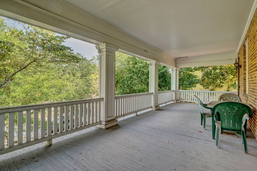 More Photos Of 14 S 5th Ave, Wilmington Office For Sale