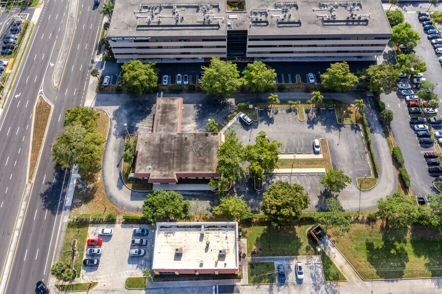 Primary Photo Of 2250 W Woolbright Rd, Boynton Beach Bank For Sale