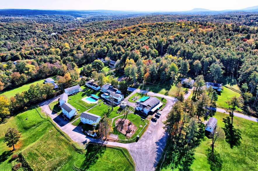 More Photos Of 118 Golden Hill Rd, Cornwallville Hotel For Sale