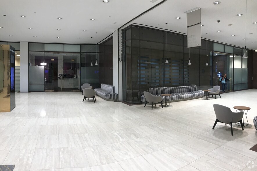 More Photos Of 41 S High St, Columbus Office For Sale